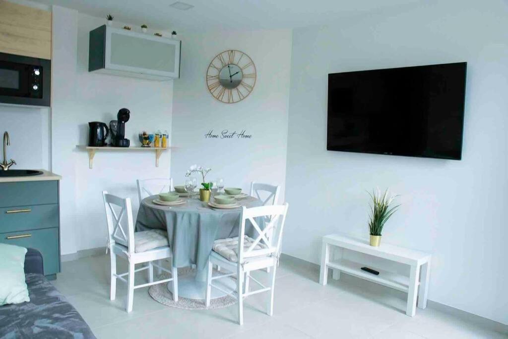 Appartement 5Min Aeroport Cdg Le Mesnil-Amelot Eksteriør bilde